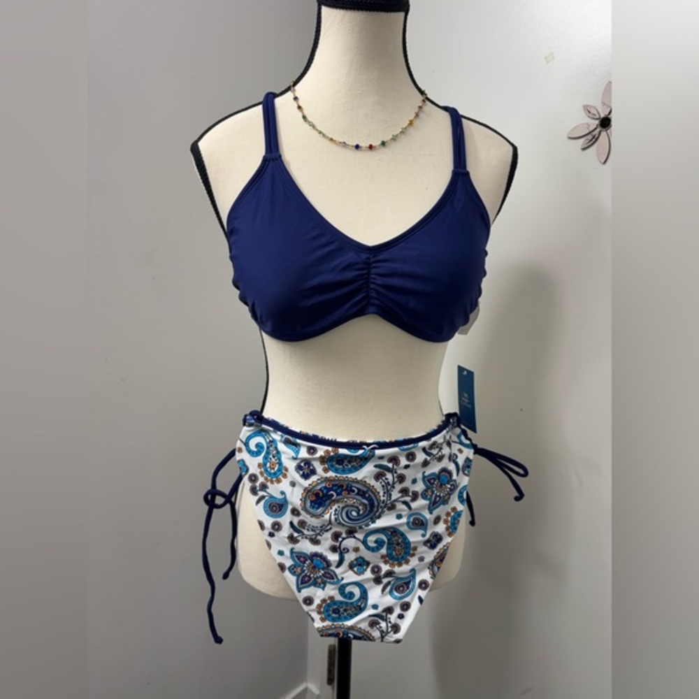 CUPSHE Women's Swimsuit Navy Blue Paisley Women's Bikini Set 2 Piece Lace Up M